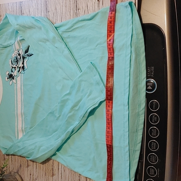 3/$25  JUSTICE Light green long sleeve shirt size children 10 - Picture 4 of 9